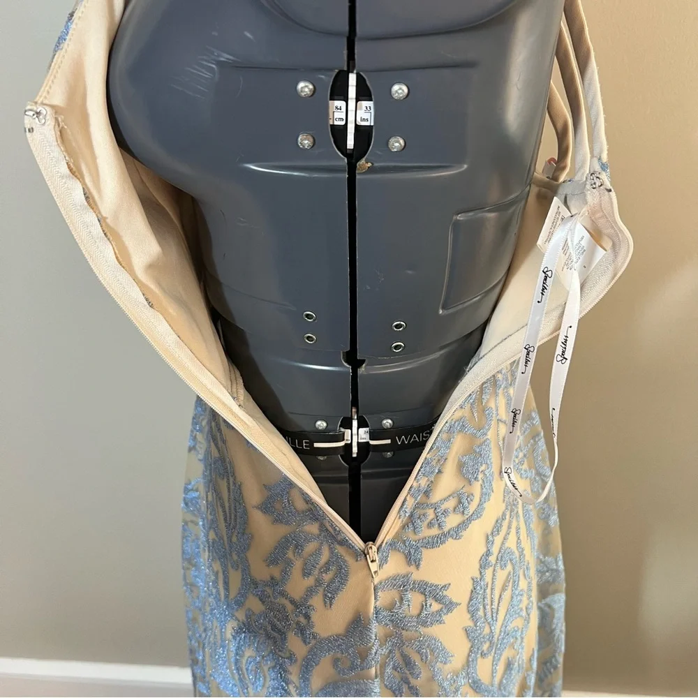 NWT Speechless Blue & Tan Halter Prom Dress Size 0 - Picture 9 of 13